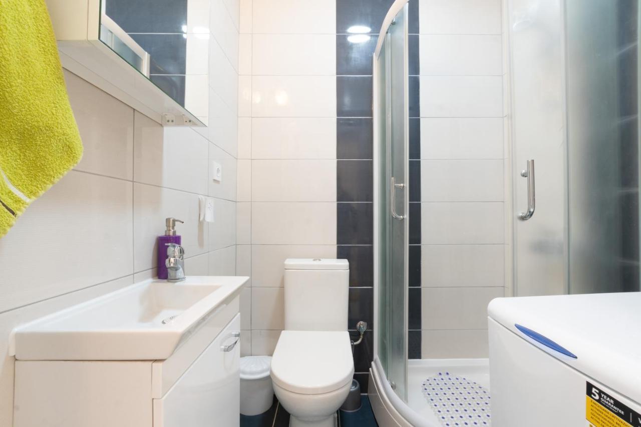 Ferienwohnung • Charming ǀ Near City Mall ǀ 1Br • Skopje Exterior foto